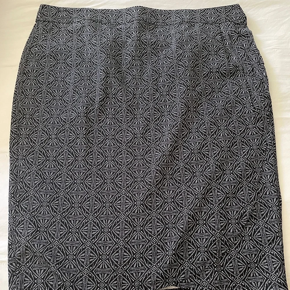 Rip Skirt - Picture 1 of 4